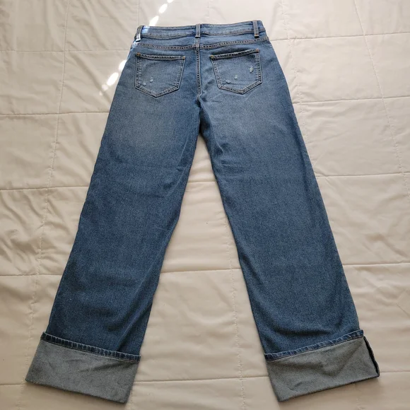 Cuffed Wide Leg Distressed Denim Jean Size 6 Like New - Picture 2 of 8